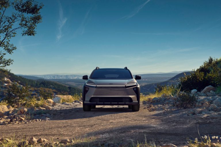2026 Toyota bZ Woodland, ilk elektrikli aracından 10.000 dolardan fazla pahalı