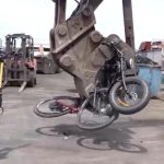 Polis neden bazı el konulan elektrikli bisikletleri artık hurdaya gönderiyor?