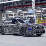 BMW, en önemli elektrikli sedanı i3 Neue Klasse EV'nin ilkini üretti