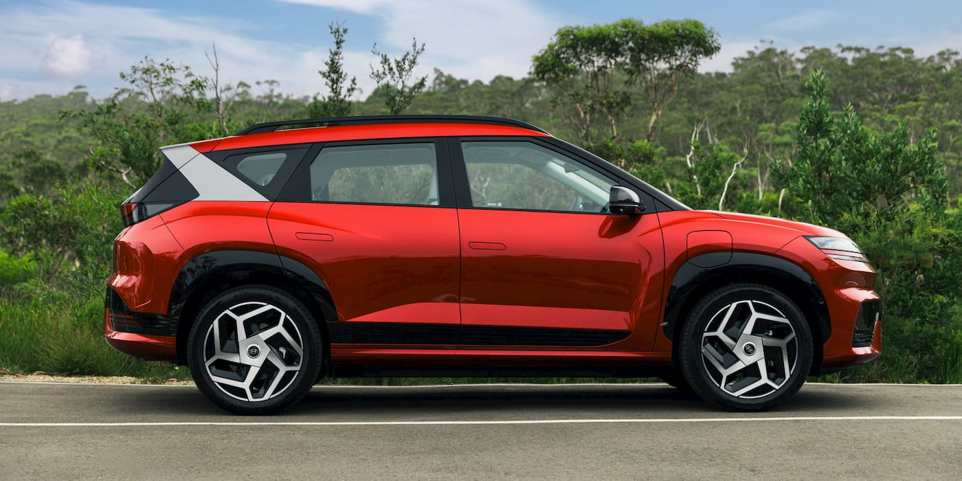 Hyundai, Çin'de üretilen ilk elektrikli aracını Tesla ve BYD ile rekabet için yurt dışında satışa sundu