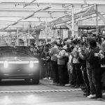 Rivian R2 prototipleri medyada ortaya çıktı ve Tesla Model Y rakibi olarak yeni performans özelliklerini gösterdi