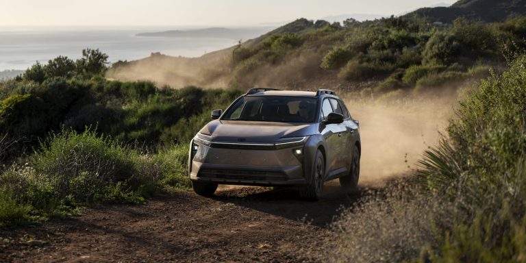 Toyota, 2026 bZ Woodland adlı yeni SUV modeli için fiyatları ve detayları açıkladı