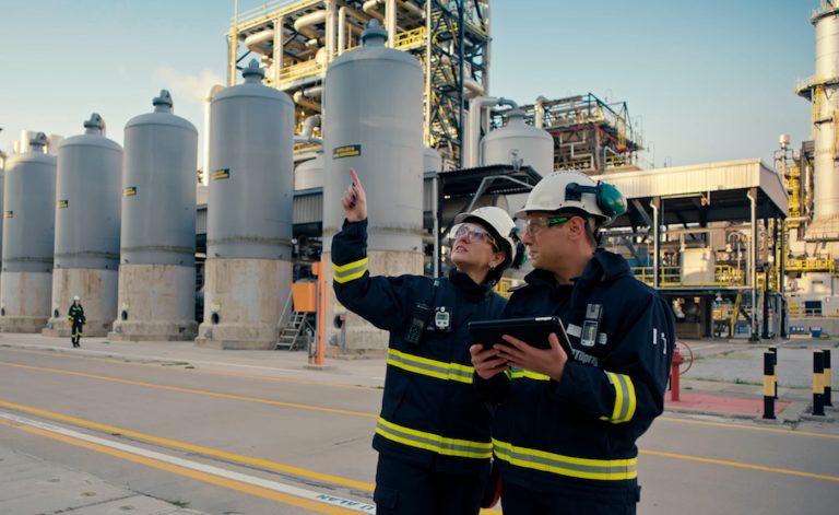 Tüpraş ciroyu 830 milyar TL'ye çıkardı