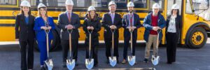 Zūm, Branford, Connecticut'te tamamen elektrikli okul otobüsü filosu başlattı