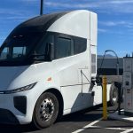 Bu şarj cihazının ilk megavat kamyon şarjı Kuzey Amerika’da gerçekleşti