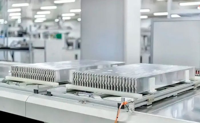 BYD, ultra hızlı şarj edilebilen bataryasını tanıttı