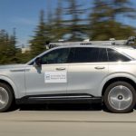 GM, en büyük EV modelinde eller serbest otonom sürüş teknolojisini test ediyor