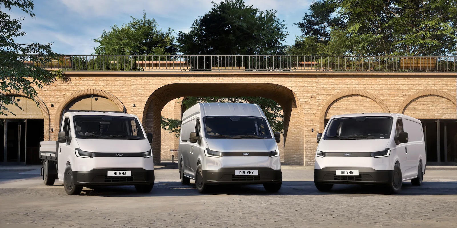 Tamamen yeni elektrikli Ford Transit City büyük tasarruflar sunmaya hazır