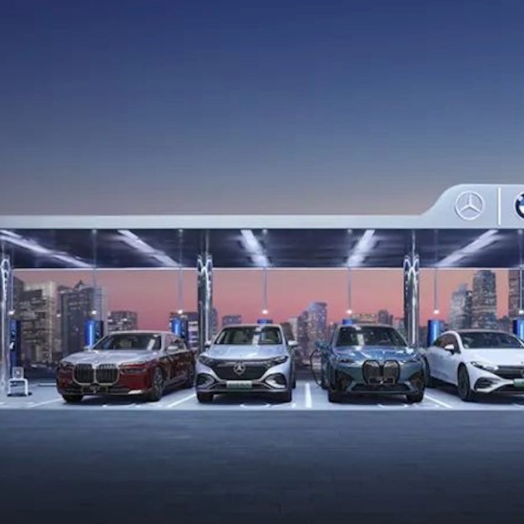 AITO, Çin'deki BMW ve Mercedes-Benz şarj ortaklığına eşit ortak olarak katıldı