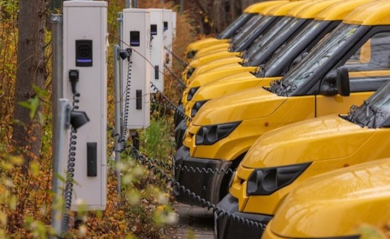 Avrupa’da elektrikli araç dönüşümü hız kazandı