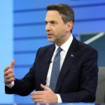 Bayraktar: Gelişmeler herkesi yeni bir enerji mimarisine yönlendiriyor