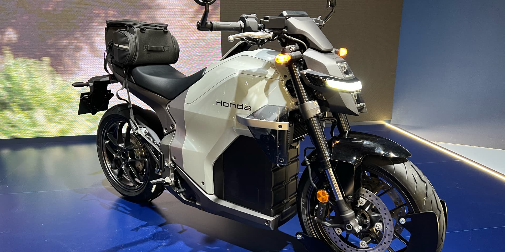 Honda, Yamaha ve diğer Japon liderler elektrikli motosiklet yarışında