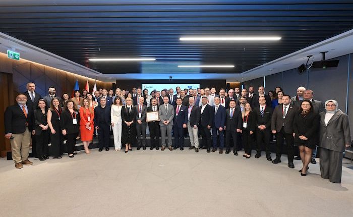 Ibadov: Enerji dönüşümüne uyumlu insan kaynağı kritik