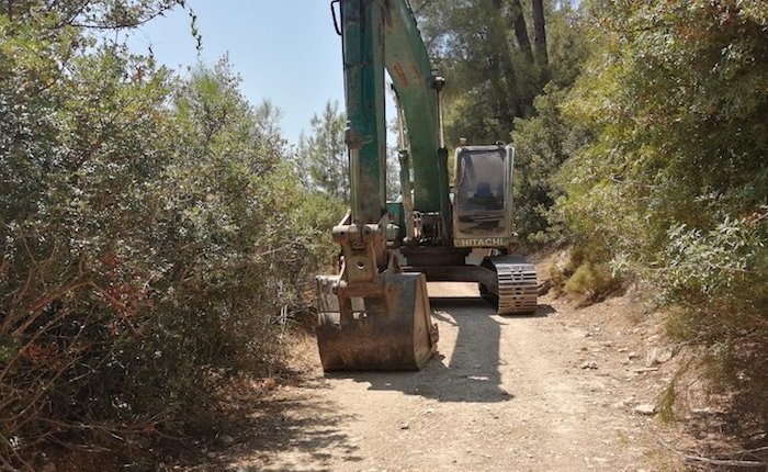 İkizköy’de maden karşıtı direnişçi Esra Işık tutuklandı
