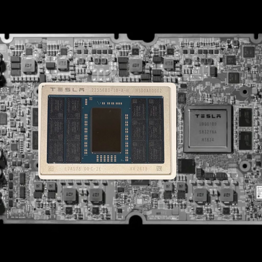 Musk: Tesla, AI5 çipini tamamladı — takvimden neredeyse 2 yıl geç