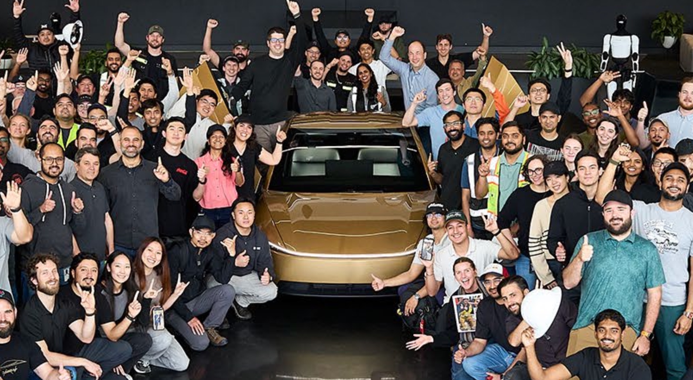 Tesla, gözetimsiz sürüşteki gecikmelere rağmen Cybercab üretiminin başladığını doğruladı