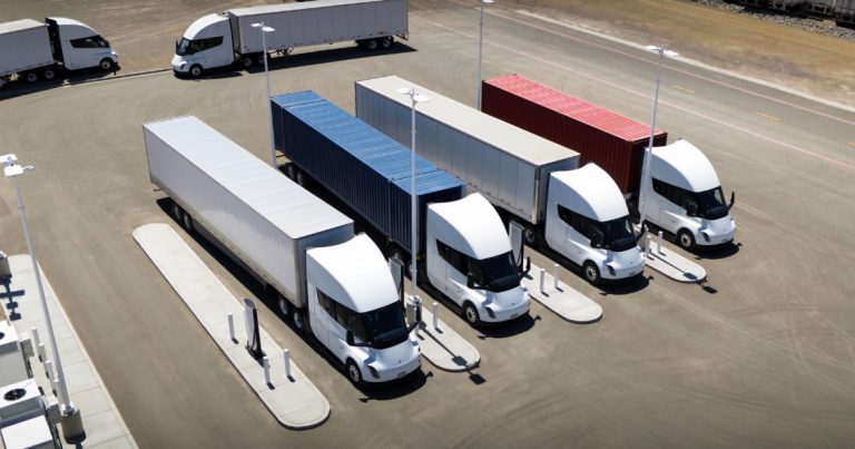 Tesla Semi limanda: MDB, 3 haftalık yük taşımacılığı pilotunu başlattı