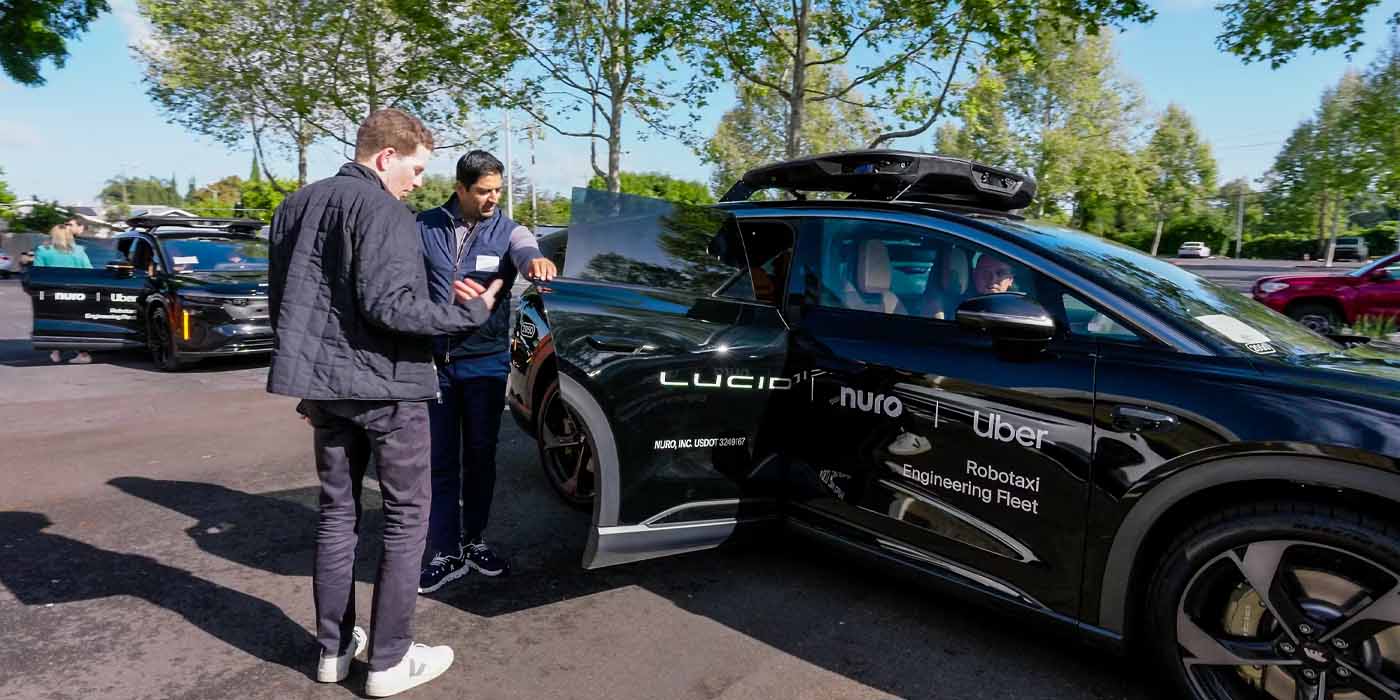 Uber, Nuro otonomi sistemleriyle donatılmış Lucid Gravity robotaksilerde erken test sürüşlerine başladı