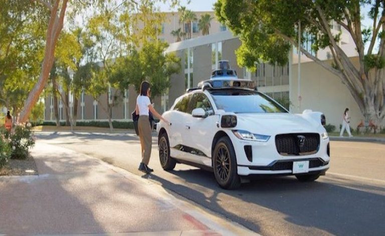 Waymo, Londra’da otonom sürüş moduna geçti