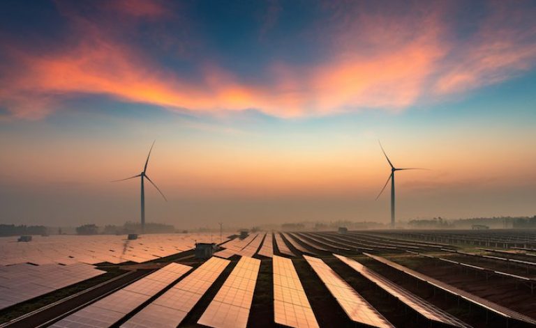 Yenilenebilir enerji 2025’te kömürü geçti