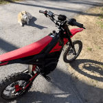 Yozma IN10 İncelemesi: 1200 dolara 40 mph hızında ultra yetenekli mini elektrikli motosiklet